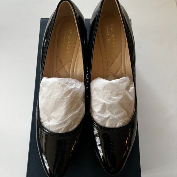 Cole Haan Emory LX WDG 65MM ll Size: 9B. Color: black patent